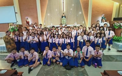 PELAYANAN MISA TUGAS KOOR DI GEREJA SANTO FRANSISKUS XAVERIUS