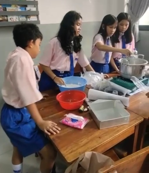 Seru Belajarnya, Lezat Hasilnya