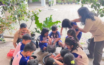 Peduli Ozon, Peduli Bumi: SD Strada Santo Petrus Beraksi